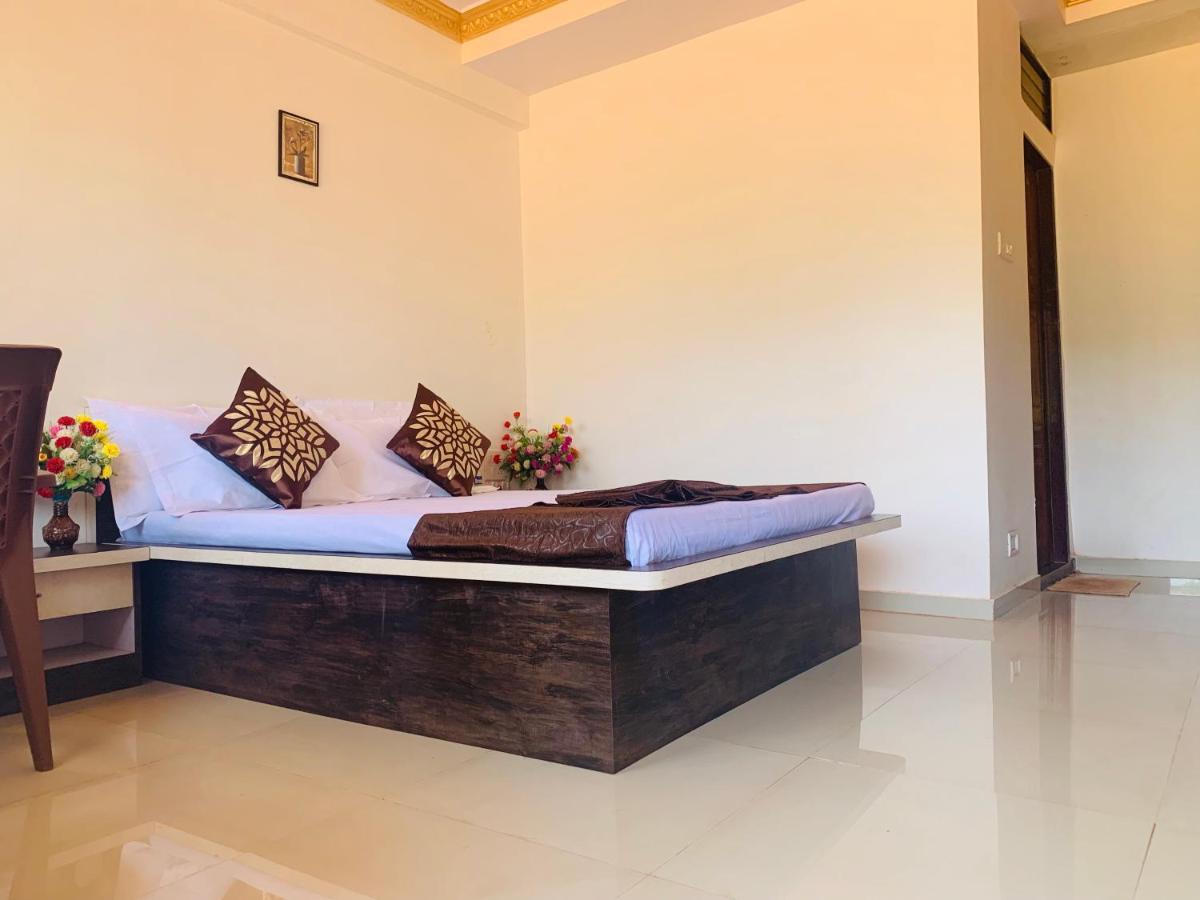 Stay Classy Mahabaleshwar Exterior photo