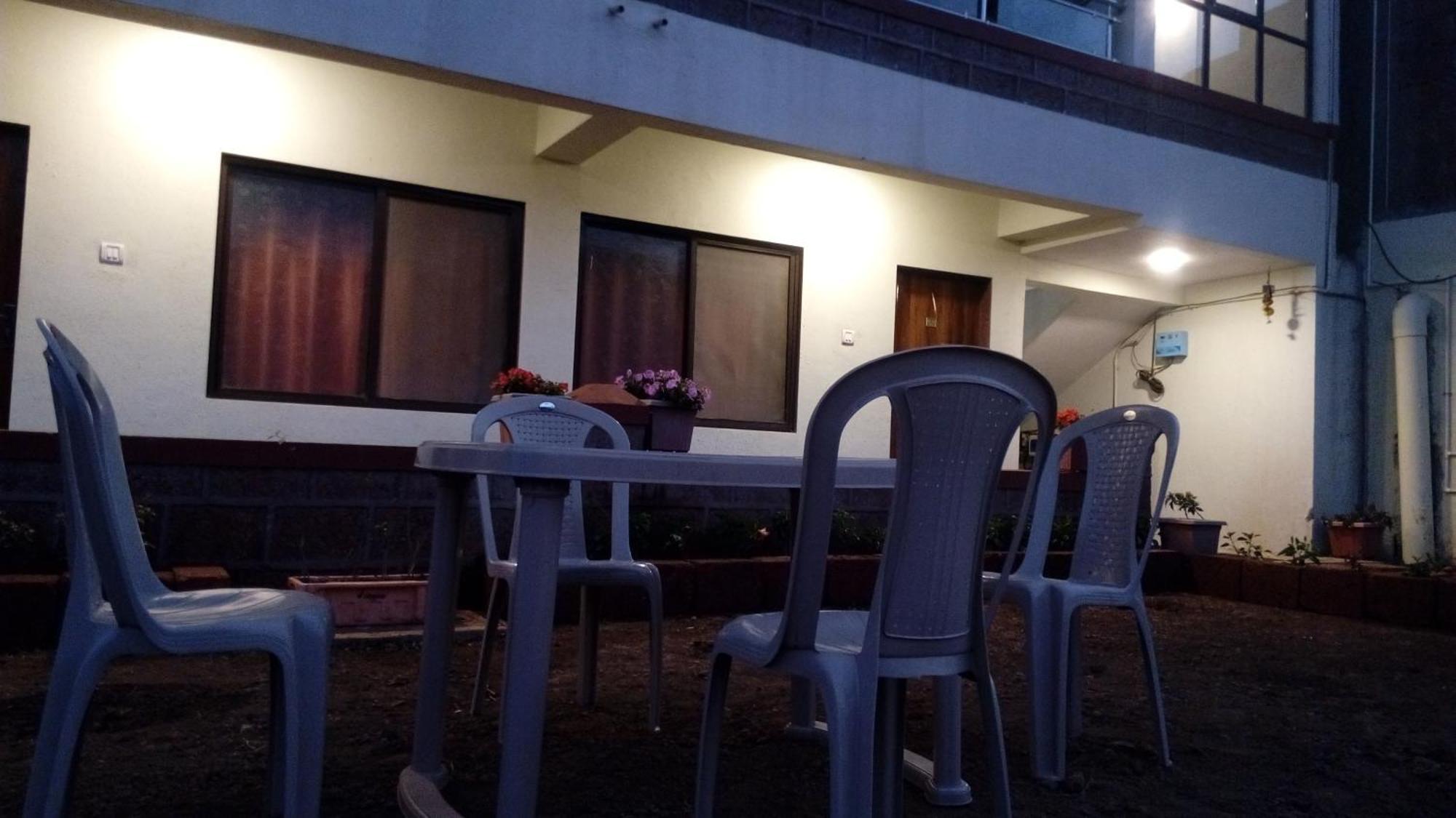 Stay Classy Mahabaleshwar Exterior photo